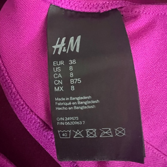 Purple string bikini - Picture 4 of 4